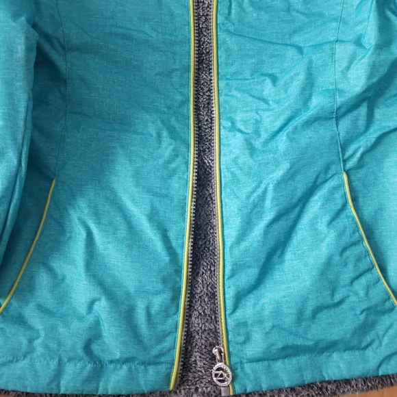 Zero poslir jacket size fits 6-8 years old girls - Picture 3 of 6